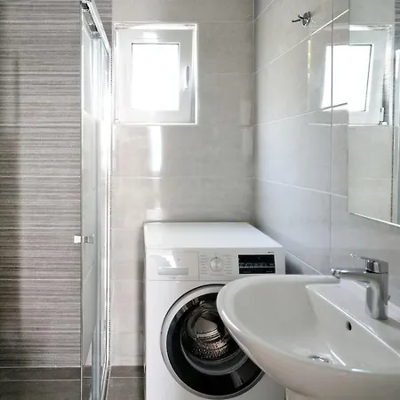 Poseidon Aparthotel