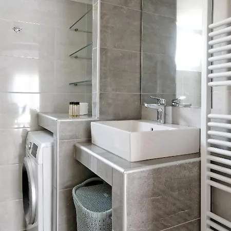 Poseidon Aparthotel